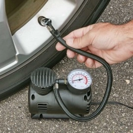 NM Store® 300 PSI Güçlü Taşınabilir Hava Kompresörü–Araba, Motosiklet, Bisiklet ve Top Şişirme İçin Çakmaklıklı Lastik Şişirme Pompası