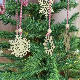 NM Store® Pilli Peri Ledli 6 Parça Kırmızı Beyaz İpli Kar Tanesi Model Ahşap Yılbaşı Ağaç Süsü