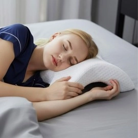 NM Store® % 100 Visco Kavisli Ortopedik Yıkanabilir Kumaş Kılıflı Bel Boyun Bacak Ağrıları İçin Yastık