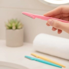 NM Store® 3’lü Kadın Kaş Usturası Seti – Hassas Ciltler İçin Güvenli Yüz Tüy Temizleme Bıçağı