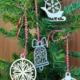 NM Store® 10 Parça Kırmızı Beyaz İpli Karışık Model Ahşap Yılbaşı Ağaç Süsü