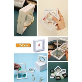NM Store® 7x7 cm Standlı 3D Takı Ziynet Hatıra Koleksiyon Saklama Kutusu Şeffaf Film Çerçevesi