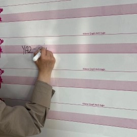 NM Store® Kılavuz Çizgili Akıllı Kağıt Yazı Tahtası Duvarda İz Bırakmaz Statik Yeni Müfredata Uygun 100x56cm