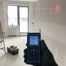 NM Store® Profesyonel 40 Metre Dijital Lazer Metre Ölçüm Cihazı-LCD Ekranlı,Su Terazili,Pisagor Ölçüm Fonksiyonlu,20 Kayıt Hafızalı,Hassas Lazer Ölçer